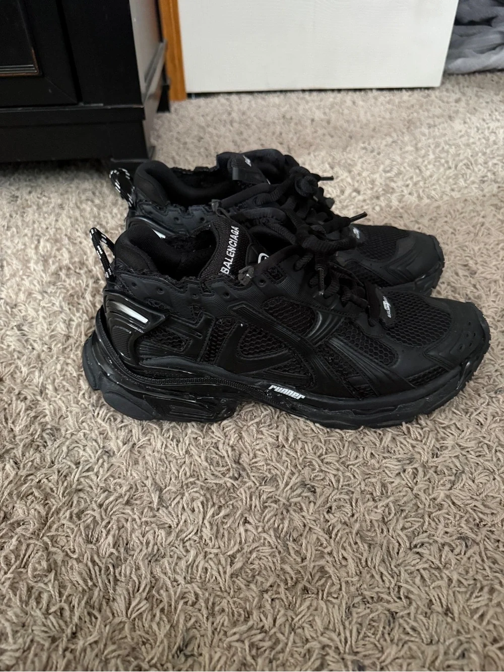Balenciaga Runners - Picture 3 of 8